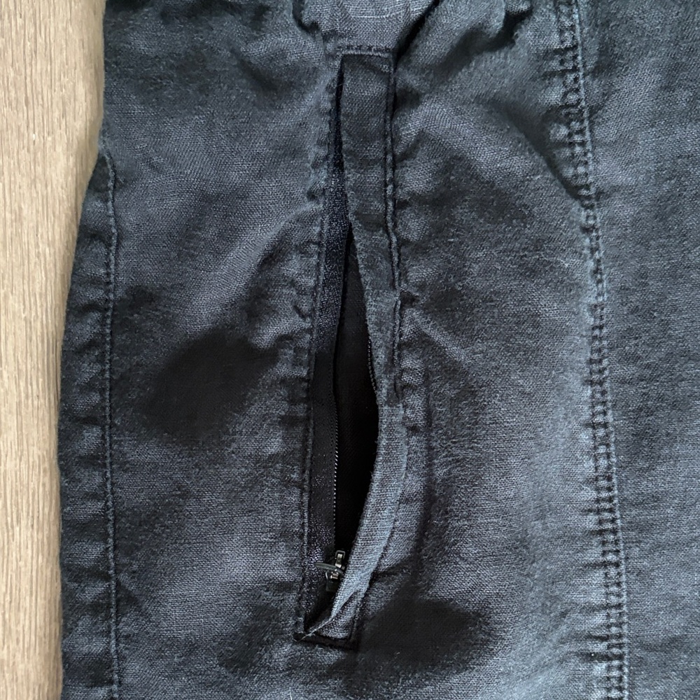 Athleta Charcoal Elastic Waist Shorts - Picture 5 of 9